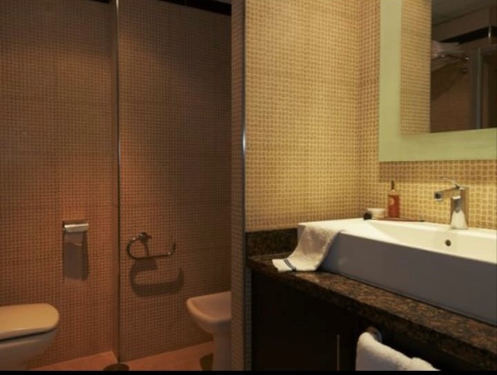 Se alquila desde   1.10.26-30.6.27 precioso apartamento  en Benalmádena Costa a 200 metros de la playa