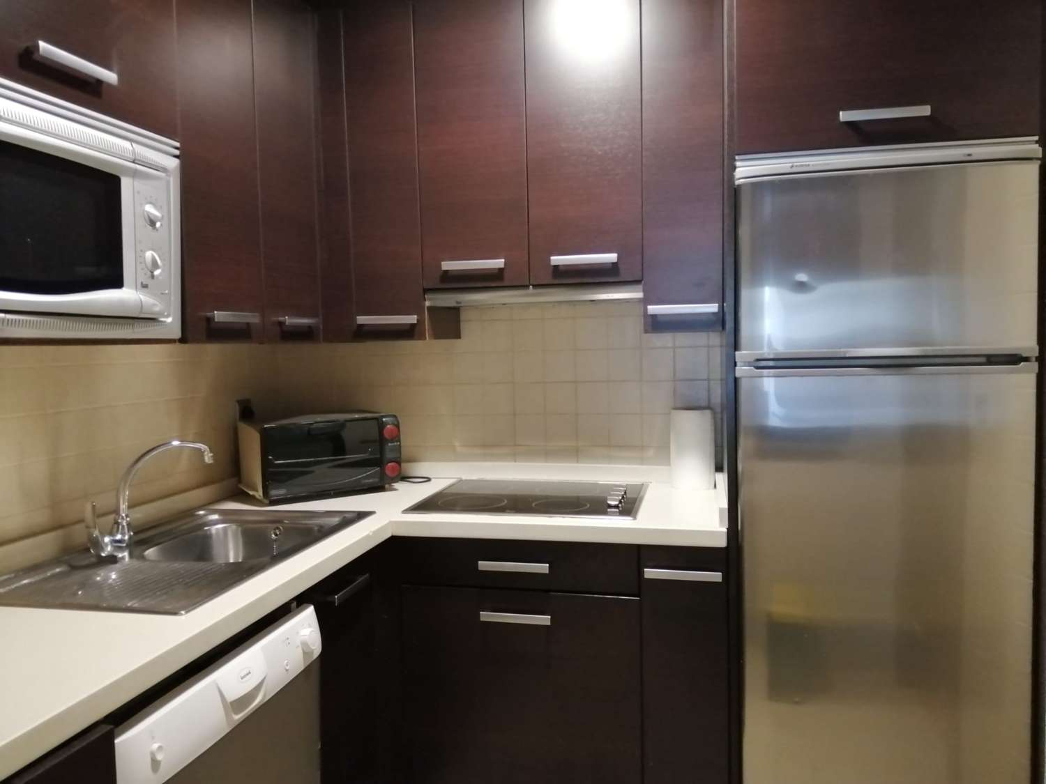 Se alquila desde   1.10.26-30.6.27 precioso apartamento  en Benalmádena Costa a 200 metros de la playa