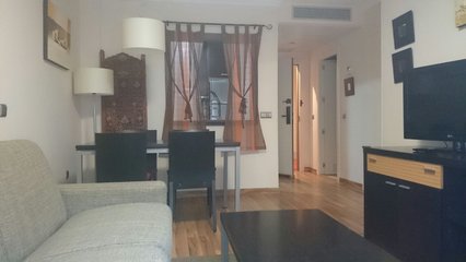 Se alquila desde   1.10.26-30.6.27 precioso apartamento  en Benalmádena Costa a 200 metros de la playa
