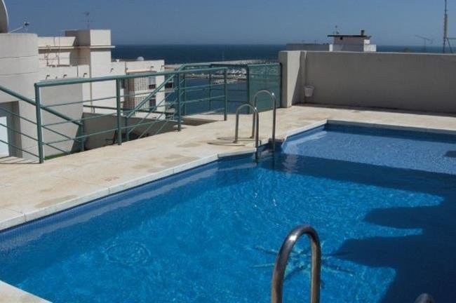 SE ALQUILA DESDE 01/05/2027 - 30/6/2027  BONITO APARTAMENTO CON VISTAS AL MAR EN LOS BOLICHES (FUENGIROLA)