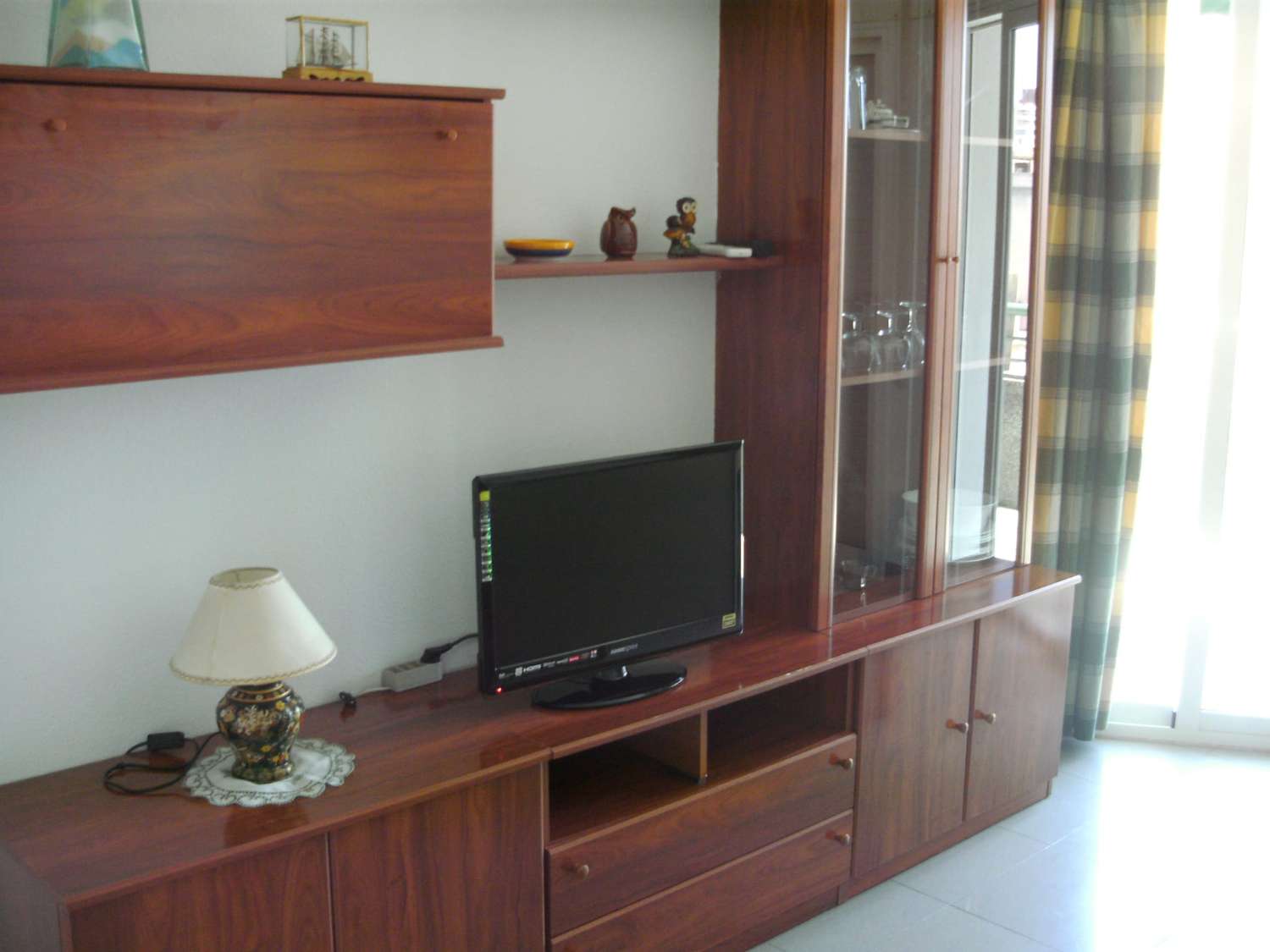 SE ALQUILA DESDE 01/05/2027 - 30/6/2027  BONITO APARTAMENTO CON VISTAS AL MAR EN LOS BOLICHES (FUENGIROLA)