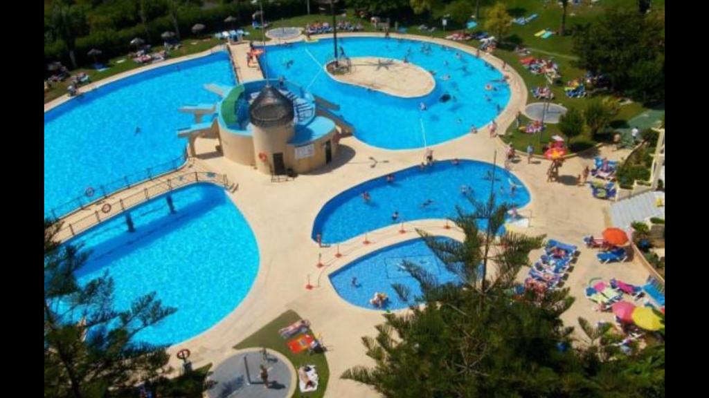 SE ALQUILA DESDE 2.3.26 -30.6.26  Y DESDE 01/09/2026-30/06/2027  BONITO APARTAMENTO EN BENALMÁDENA CON VISTAS AL MAR