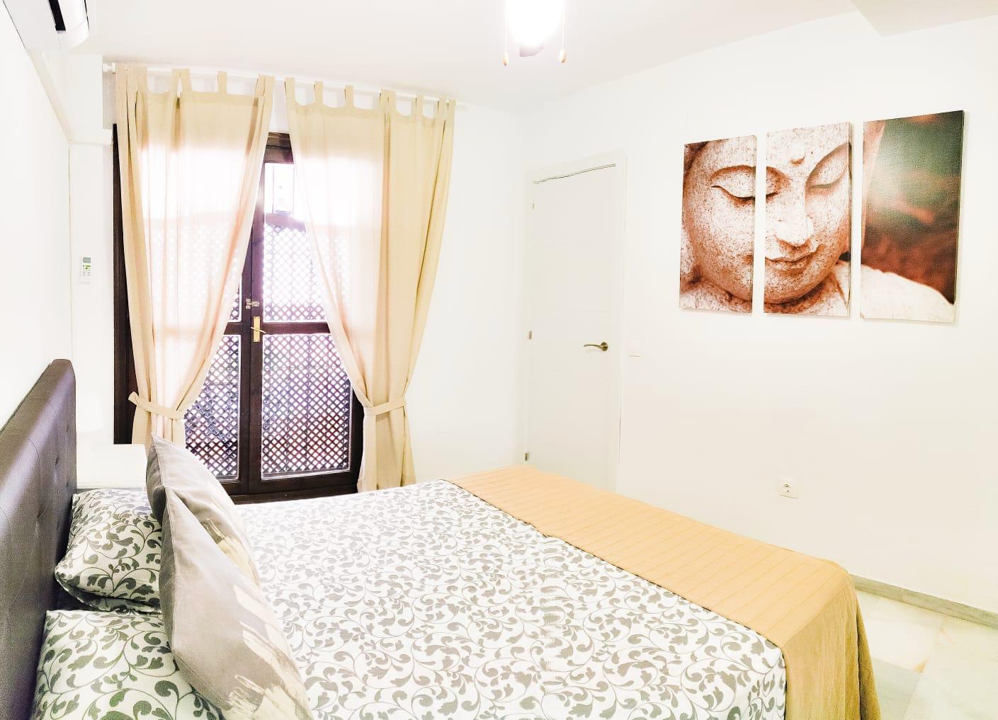 Se alquila  31/05/26  y desde 01/09/2026 hasta 30/06/2027 bonito apartamento con vistas al mar en Benalmádena