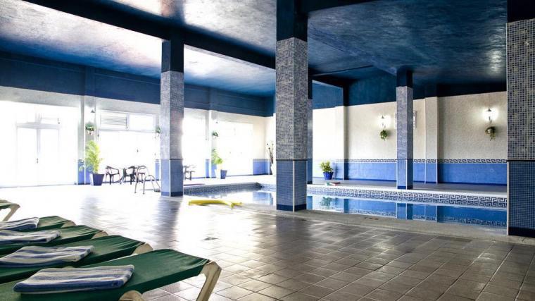 Se alquila  31/05/26  y desde 01/09/2026 hasta 30/06/2027 bonito apartamento con vistas al mar en Benalmádena