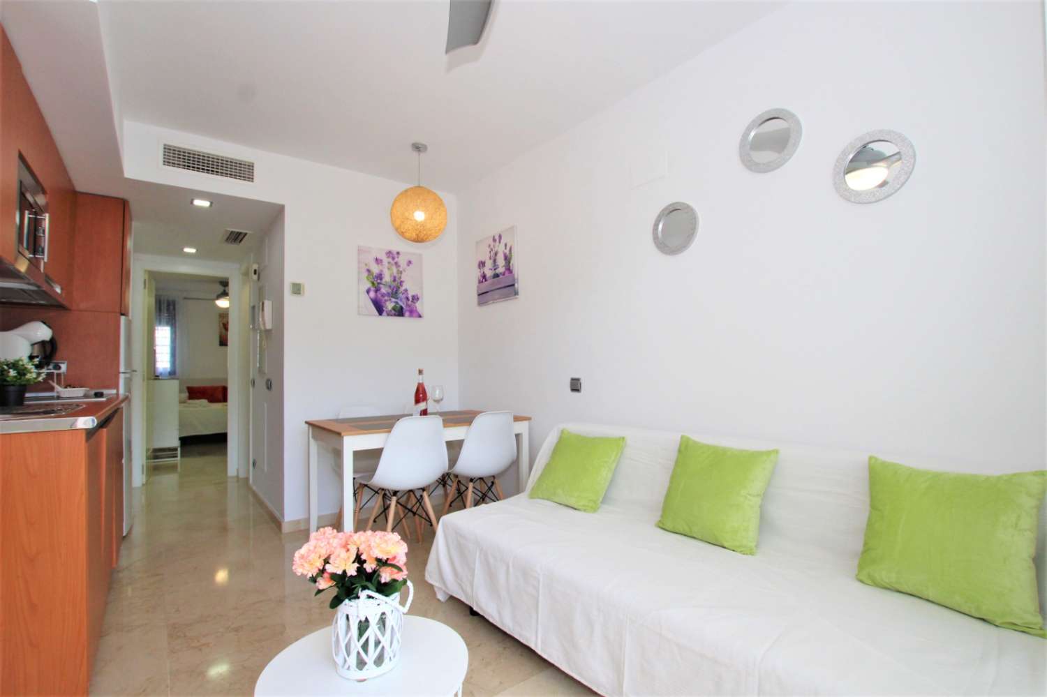 Se alquila  desde 15/09/2065-31/05/2027 precioso apartamento a 250 metros de la playa en Benalmádena