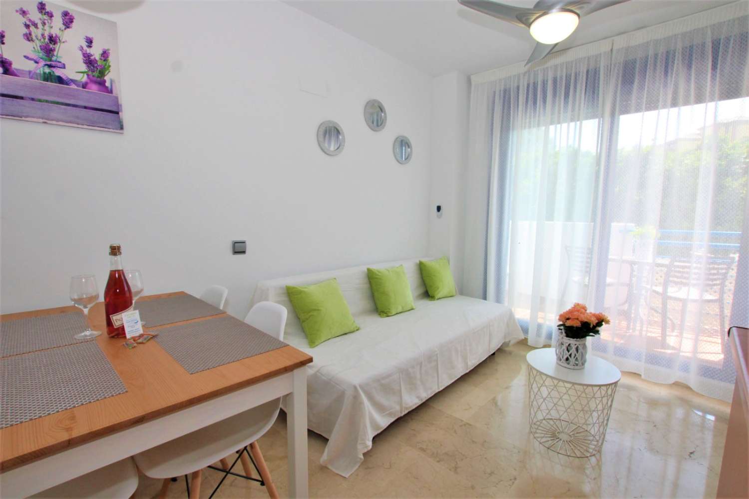 Se alquila  desde 15/09/2065-31/05/2027 precioso apartamento a 250 metros de la playa en Benalmádena