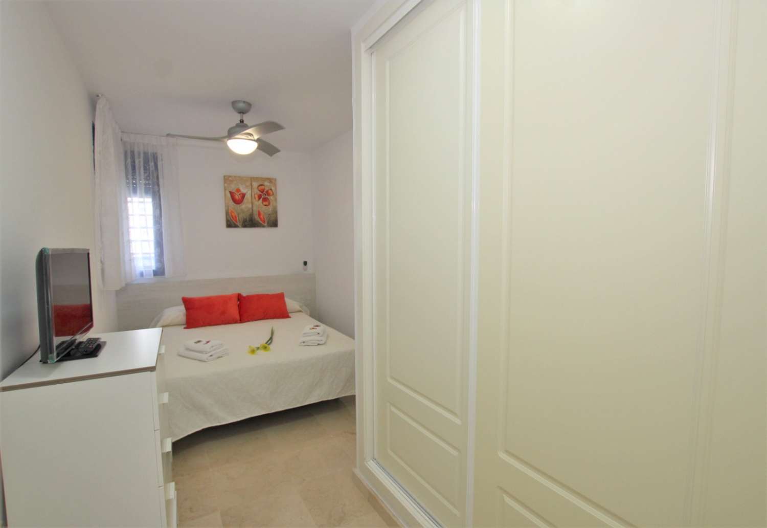 Se alquila  desde 15/09/2065-31/05/2027 precioso apartamento a 250 metros de la playa en Benalmádena