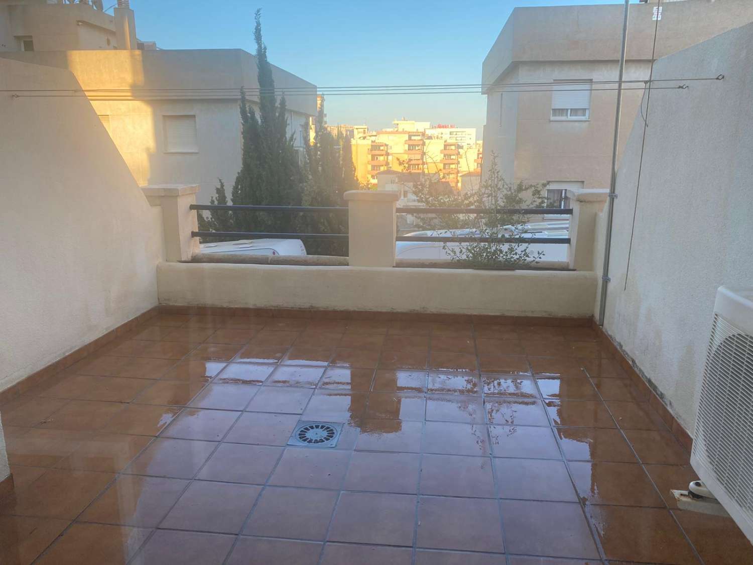 Se alquila  por larga temporada desde 01/09/25 bonito estudio en Torrequebrada cerca de la playa (Benalmádena)