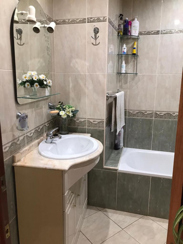 SE ALQUILA MEDIA TEMPORADA DESDE 01/09/2026 hasta el 30/06/2027  BONITO APARTAMENTO CON VISTAS AL MAR CERCA DE PUERTO MARINA EN BENALMADENA