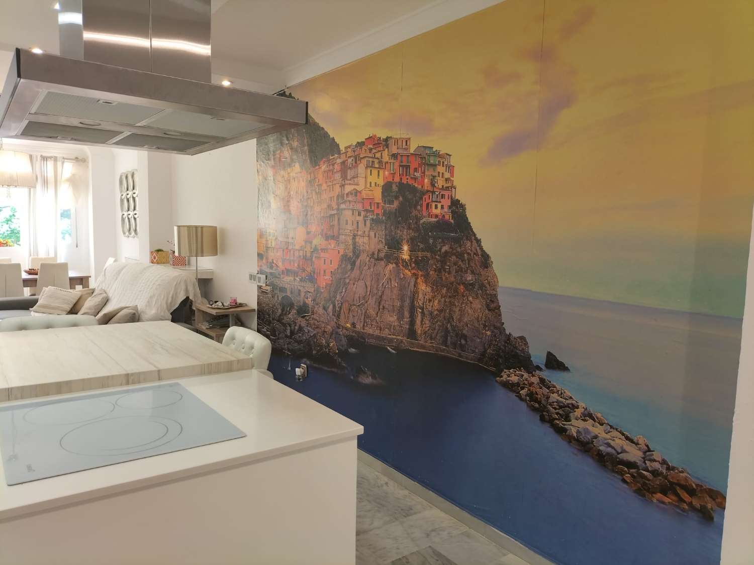 SE ALQUILA DESDE AHORA HASTA 30/6/26  PRECIOSO CHALET ADOSADO EN BENALMÁDENA, TORREQUEBRADA.