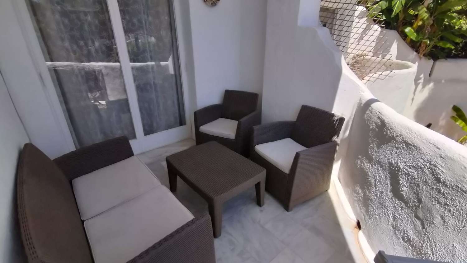 SE ALQUILA DESDE AHORA HASTA 30/6/26  PRECIOSO CHALET ADOSADO EN BENALMÁDENA, TORREQUEBRADA.