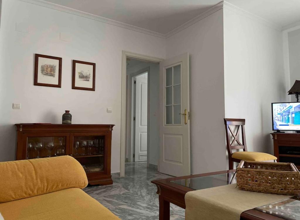 Se alquila   desde 1.9.26-30.6.27precioso apartamento en la zona de San Pedro de Alcántara, Marbella.