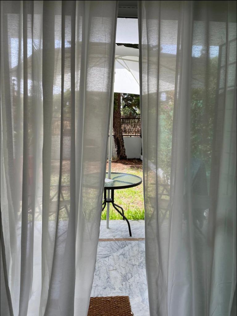 Se alquila   desde 1.9.26-30.6.27precioso apartamento en la zona de San Pedro de Alcántara, Marbella.