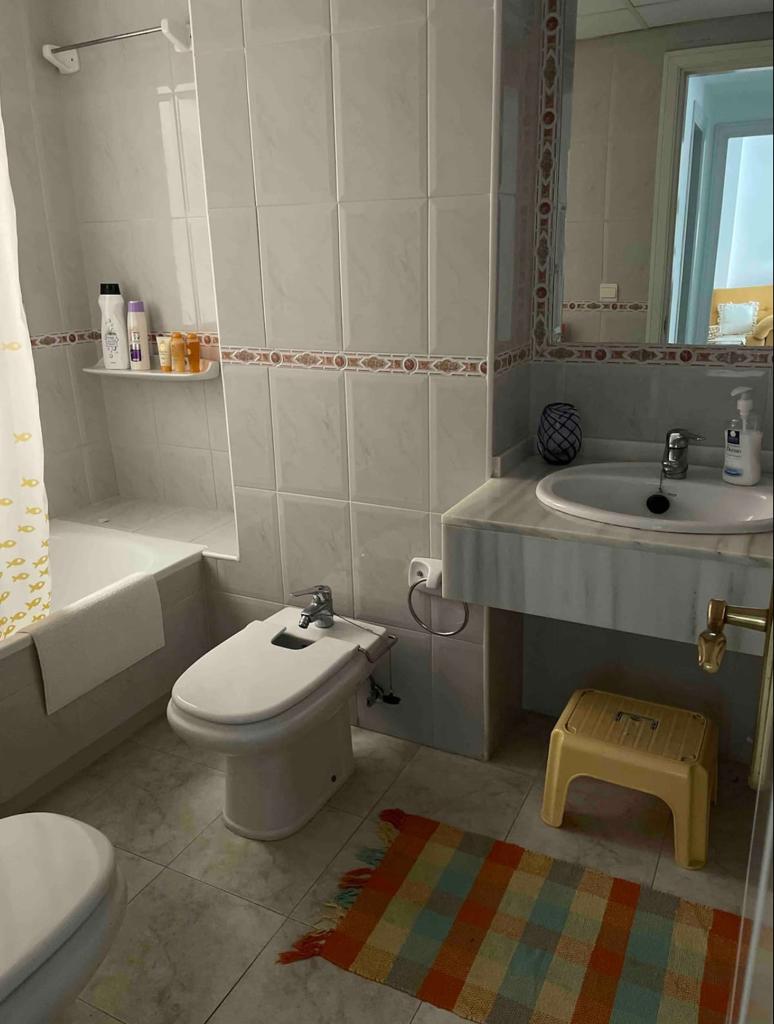 Se alquila   desde 1.9.26-30.6.27precioso apartamento en la zona de San Pedro de Alcántara, Marbella.