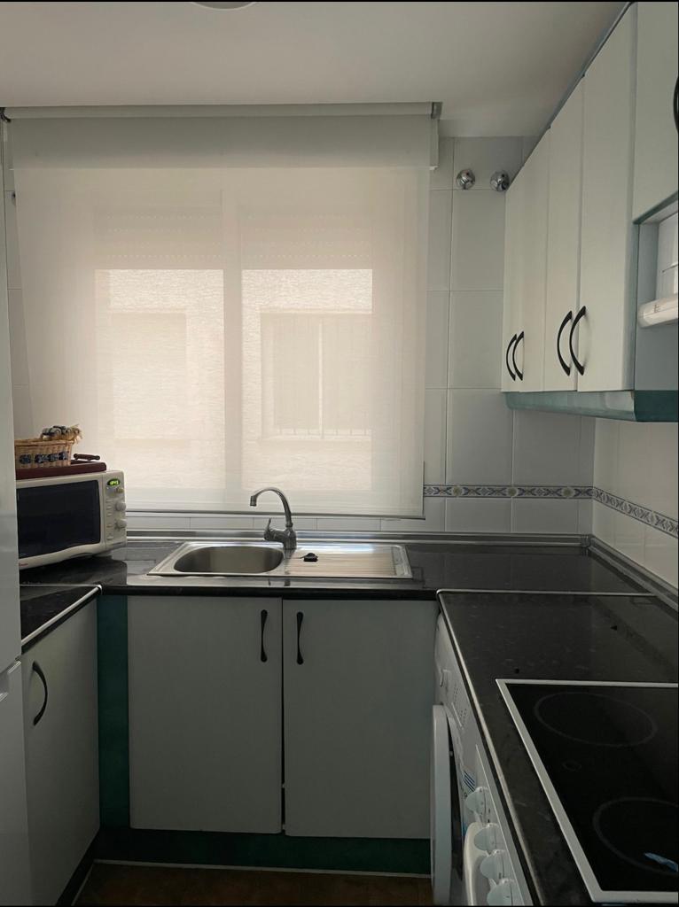 Se alquila   desde 1.9.26-30.6.27precioso apartamento en la zona de San Pedro de Alcántara, Marbella.