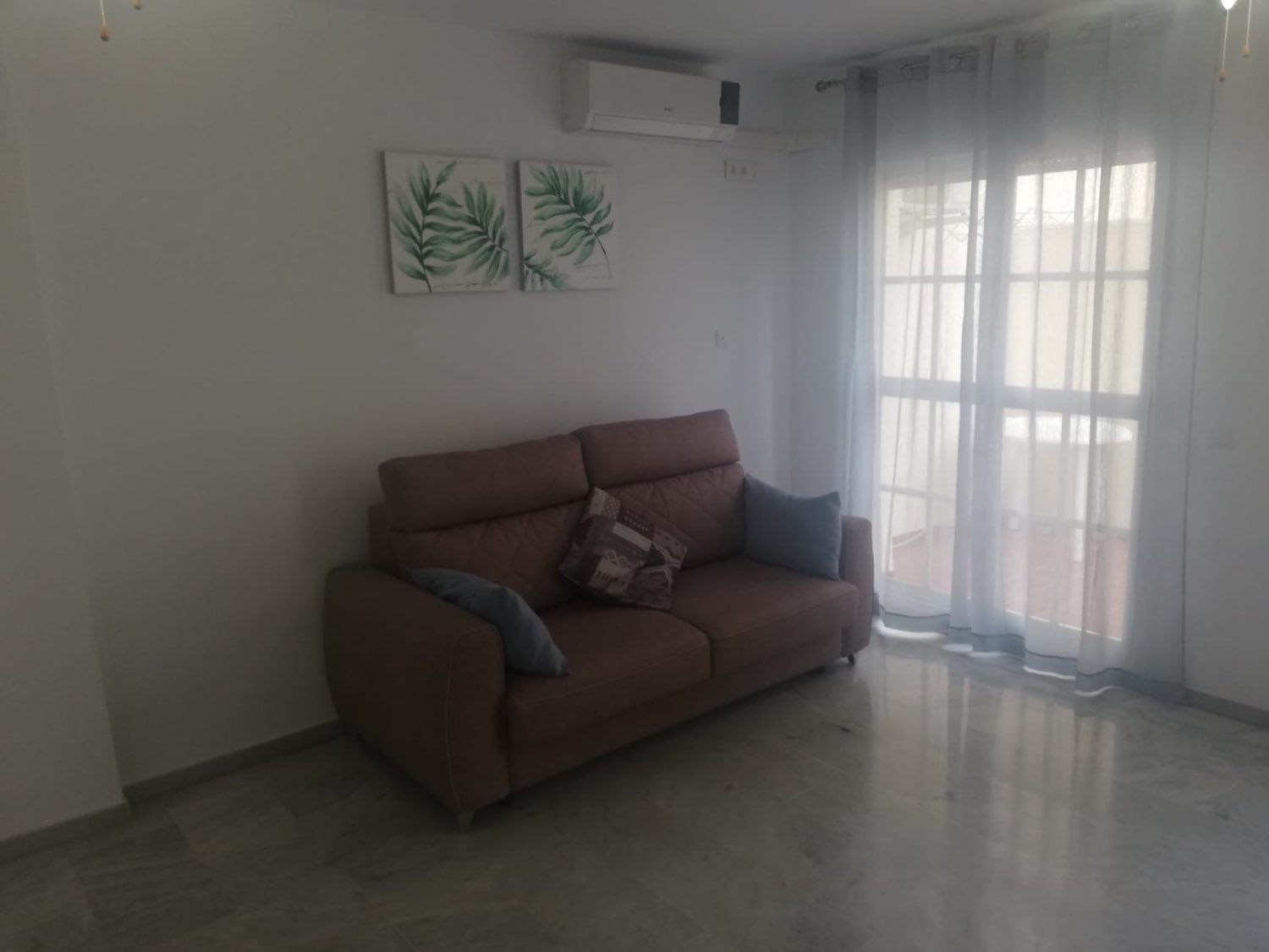 Se alquila de  15/09/2026-30/06/2027 bonito estudio a 50 metros de la playa en Fuengirola