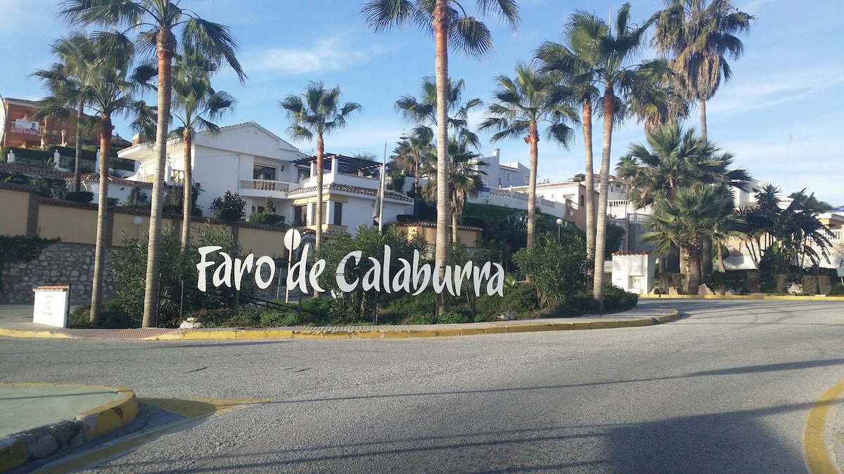 SE ALQUILA DESDE el 01/11/2026 al 31/05/2027 PRECIOSO ATICO EN MIJAS COSTA CON VISTAS ESPECTACULARES.