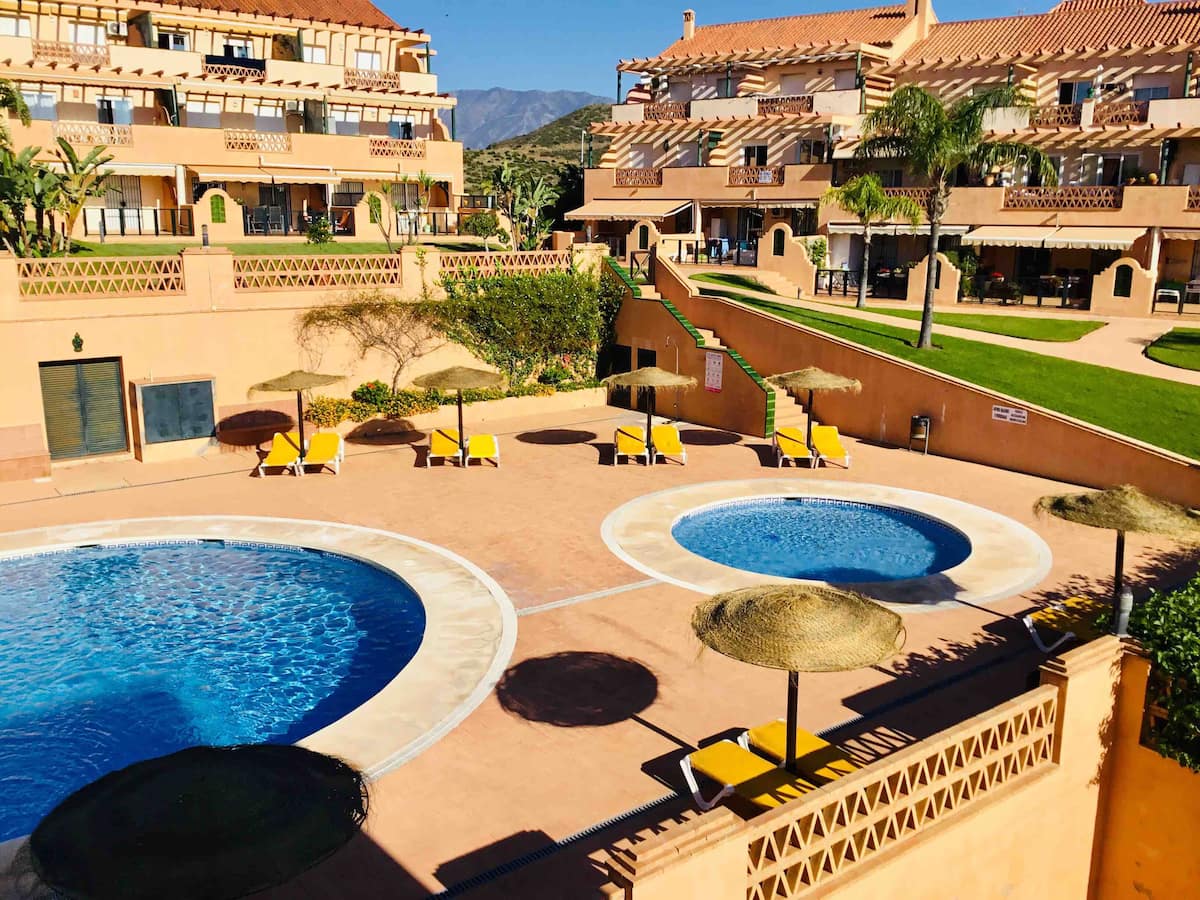 SE ALQUILA DESDE el 01/11/2026 al 31/05/2027 PRECIOSO ATICO EN MIJAS COSTA CON VISTAS ESPECTACULARES.