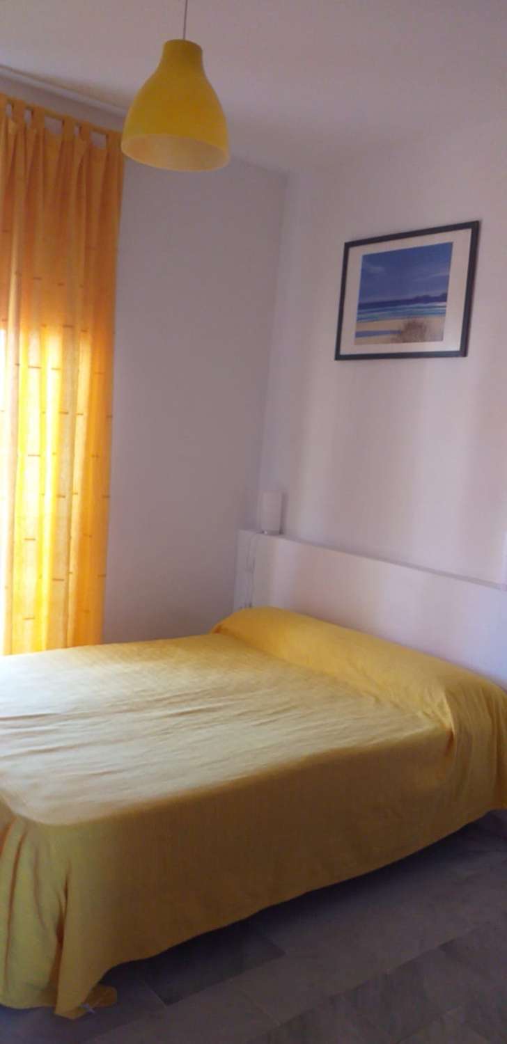 SE ALQUILA DESDE el 01/11/2026 al 31/05/2027 PRECIOSO ATICO EN MIJAS COSTA CON VISTAS ESPECTACULARES.