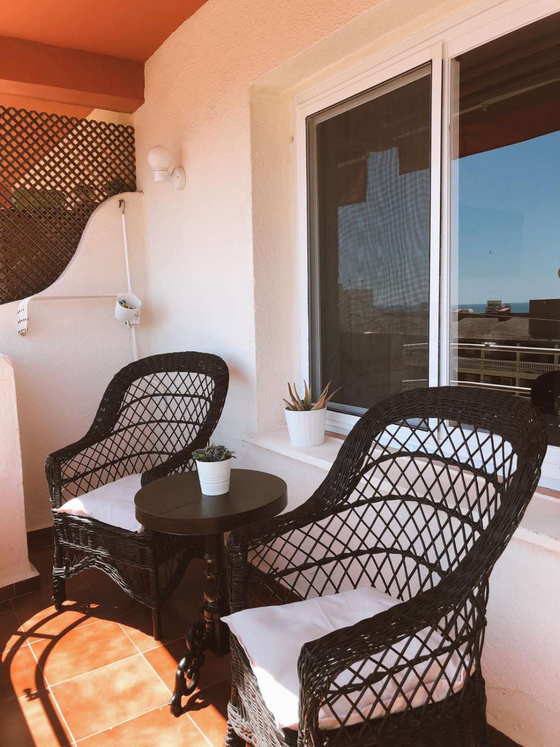 Se alquila desde01/09/2026-30/06/2027 bonito estudio en el centro de Torremolinos