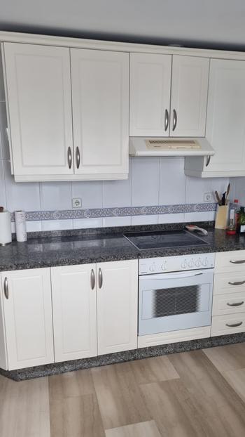 Se alquila desde 09/09/26- 23/12/26 y desde 8/1/27-30/6/27 bonito piso en 1ª línea de playa  en Los Boliches (Fuengirola)