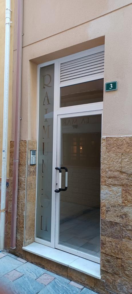 Se alquila Media Temporada desde el 01/10/2026-31/05/2027  bonito apartamento a 10 metros del Paseo Marítimo de Fuengirola.