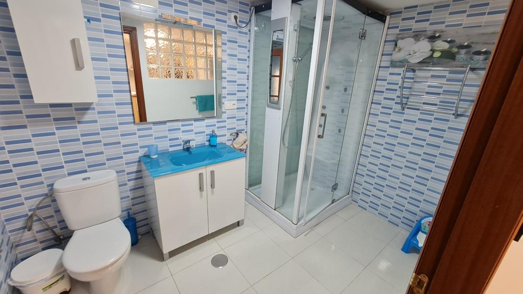 Se alquila de 01/11/2025- 01/04/2026 MAGNIFICA villa en Urbanización El Pinar (Torremolinos)