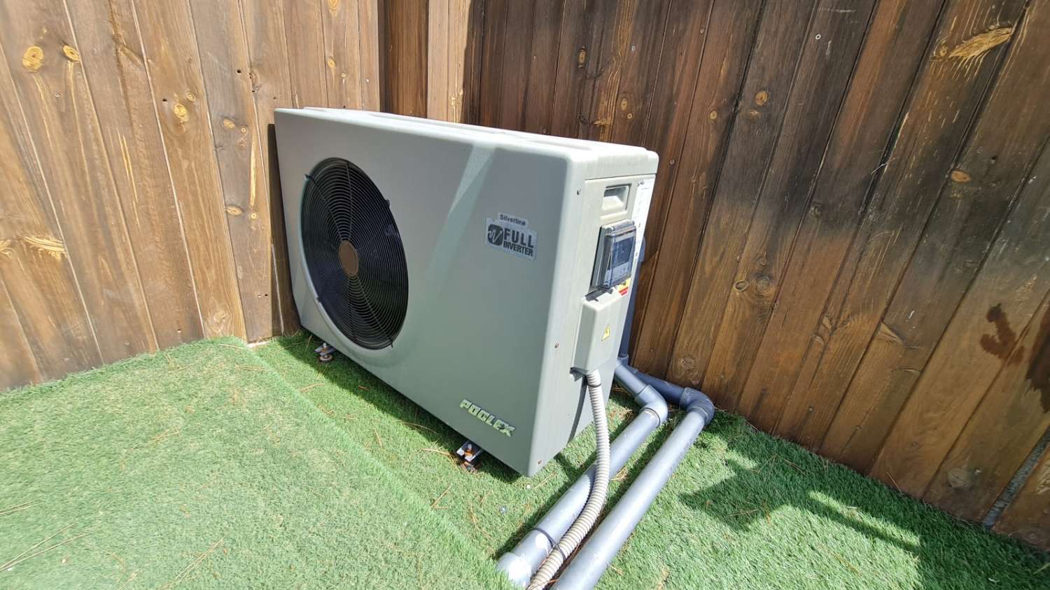 Se alquila de 01/11/2025- 01/04/2026 MAGNIFICA villa en Urbanización El Pinar (Torremolinos)