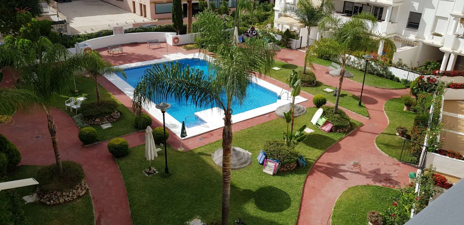Se alquila dede 1/9/2026-30/6/2027  magnifico apartamento al lado de la playa en  La Carihuela (Torremolinos)