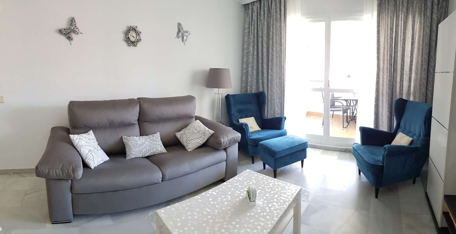 Se alquila dede 1/9/2026-30/6/2027  magnifico apartamento al lado de la playa en  La Carihuela (Torremolinos)
