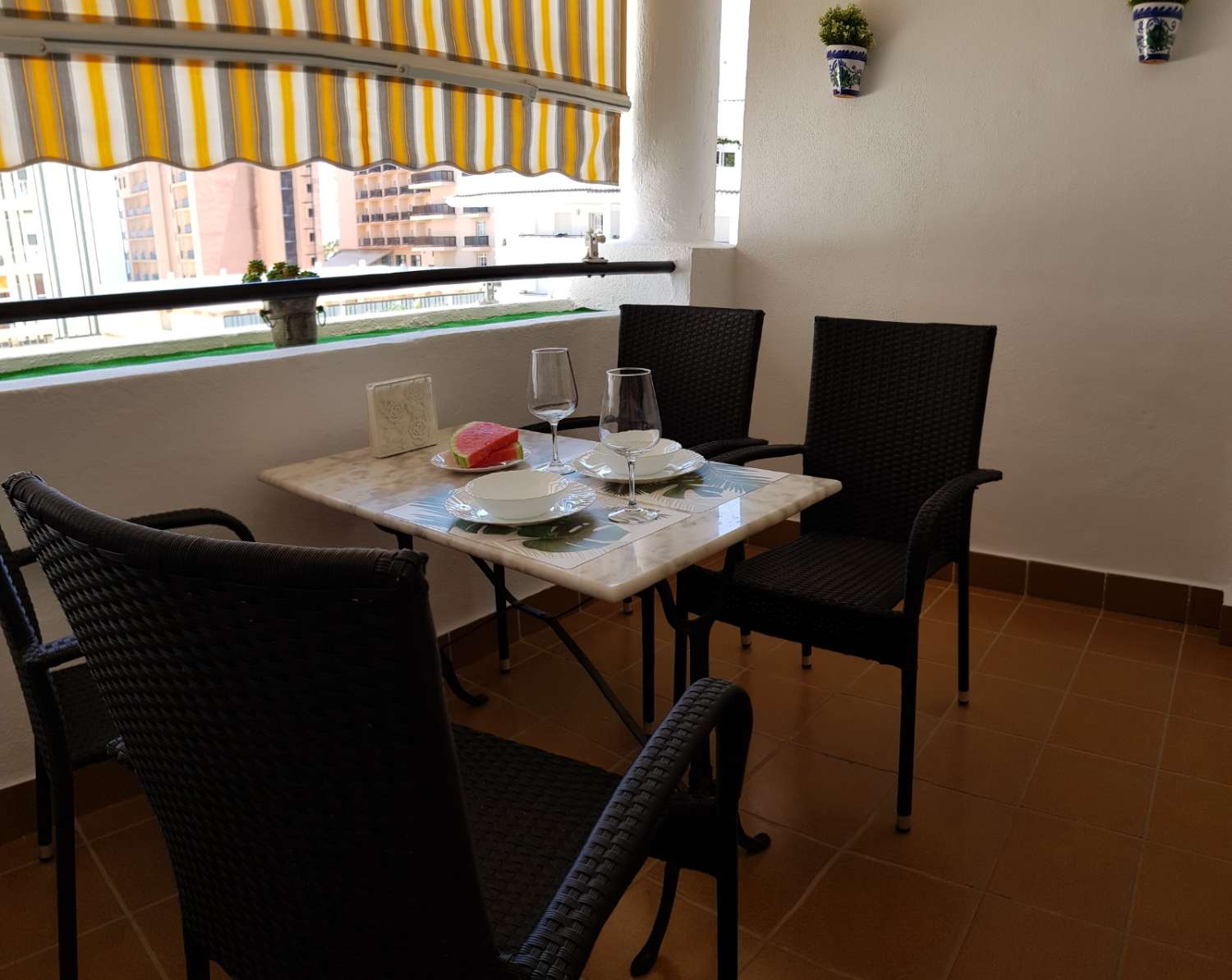 Se alquila dede 1/9/2026-30/6/2027  magnifico apartamento al lado de la playa en  La Carihuela (Torremolinos)