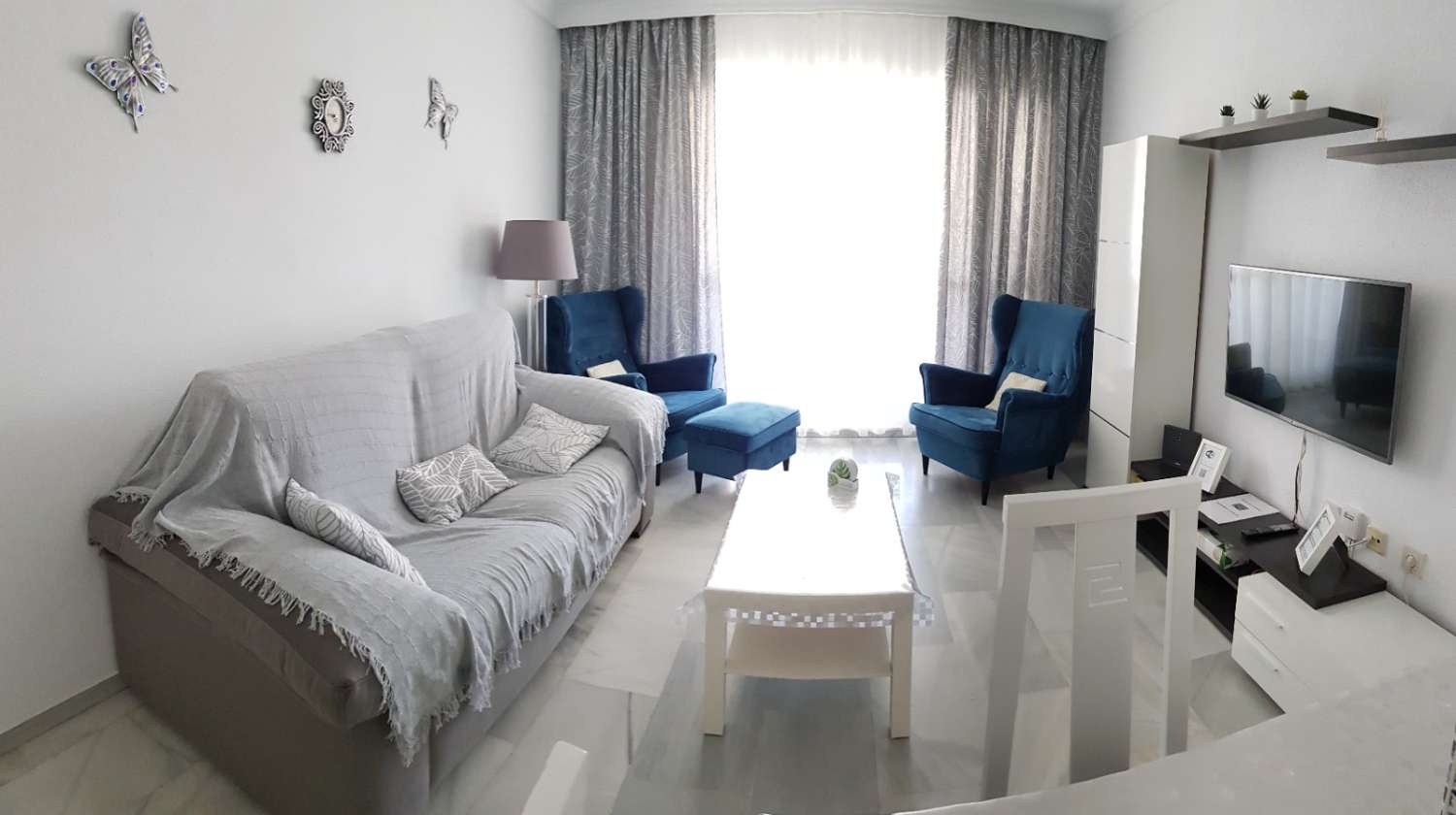 Se alquila dede 1/9/2026-30/6/2027  magnifico apartamento al lado de la playa en  La Carihuela (Torremolinos)