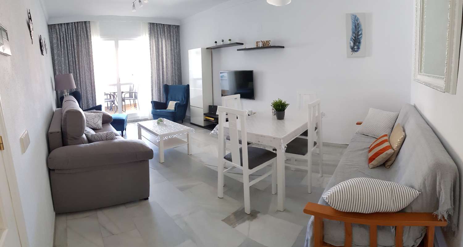 Se alquila dede 1/9/2026-30/6/2027  magnifico apartamento al lado de la playa en  La Carihuela (Torremolinos)