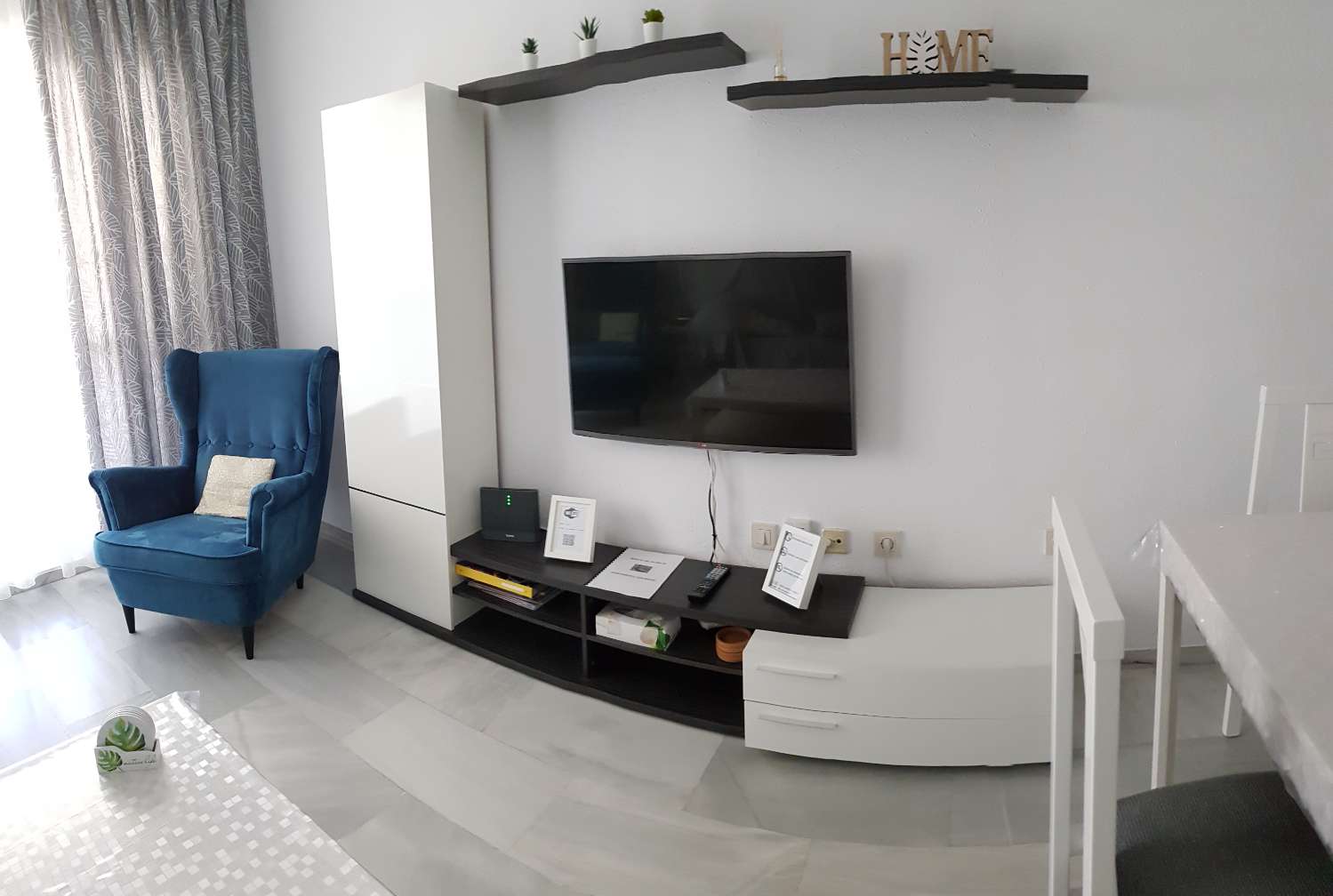 Se alquila dede 1/9/2026-30/6/2027  magnifico apartamento al lado de la playa en  La Carihuela (Torremolinos)