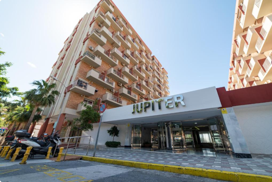 Se alquila desde 01/09/2026 hasta 30/06/2027  bonito estudio en Benalmádena Costa