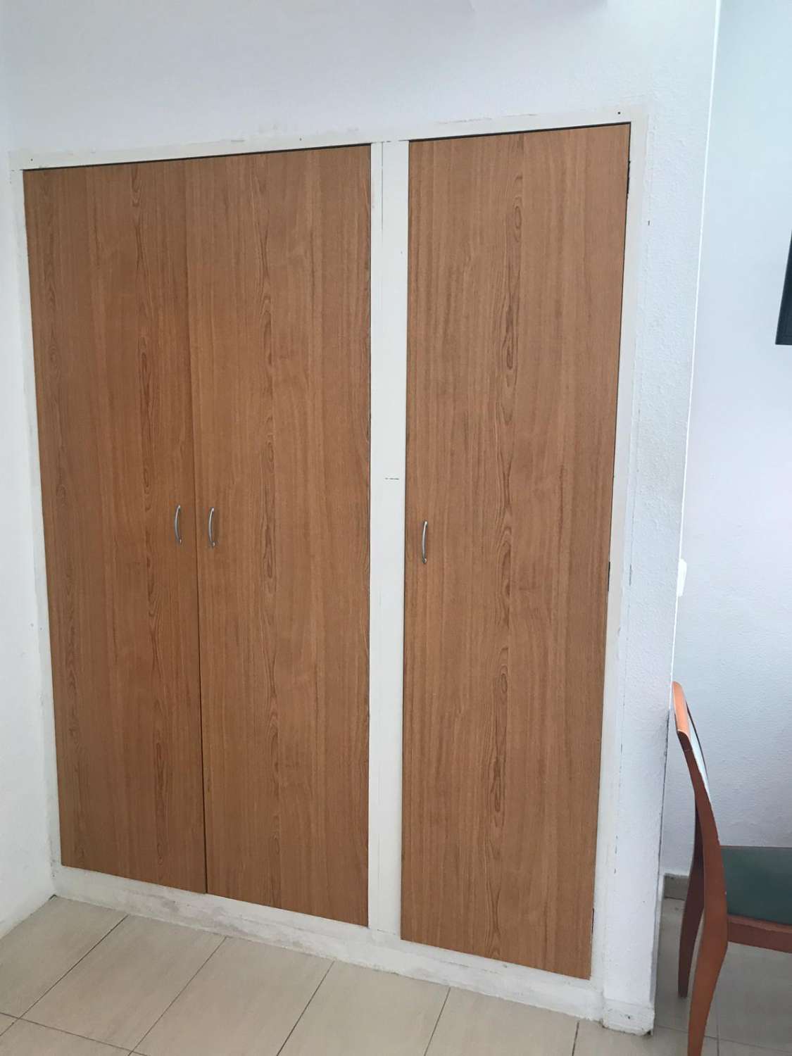 Se alquila MEDIA TEMPORADA desde  01/09/2026 HASTA 30/6/27   estudio en 1ª línea de playa en Benalmádena.-