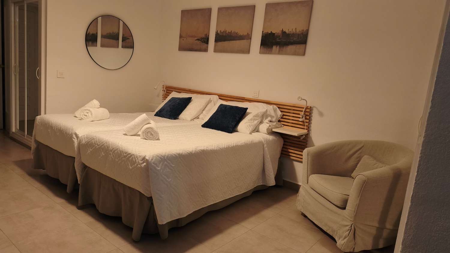 Se alquila  bonito Estudio desde 01/10/2026- 30/03/2027 en Benalmádena.
