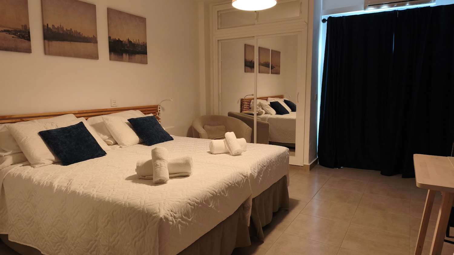 Se alquila  bonito Estudio desde 01/10/2026- 30/03/2027 en Benalmádena.
