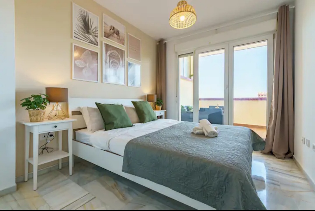 Se alquila precioso piso en Torrequebrada hasta  30/06/2026 en Benalmádena Costa