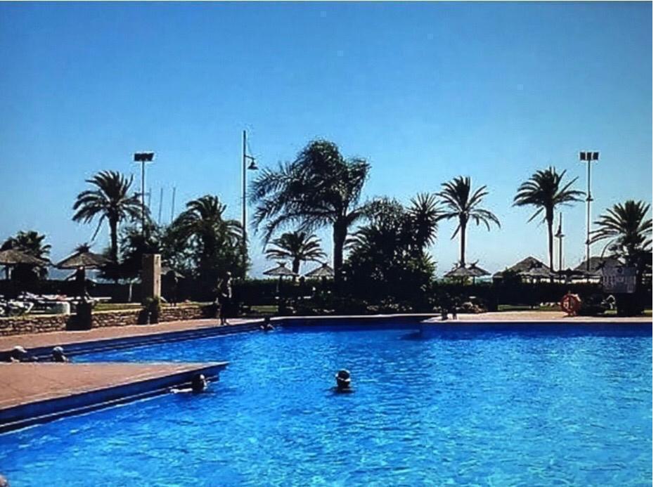 Se  alquila MEDIA TEMPORADA desde 11/09/2026 - 30.6.27  precioso apartamento en Playamar (Torremolinos).-