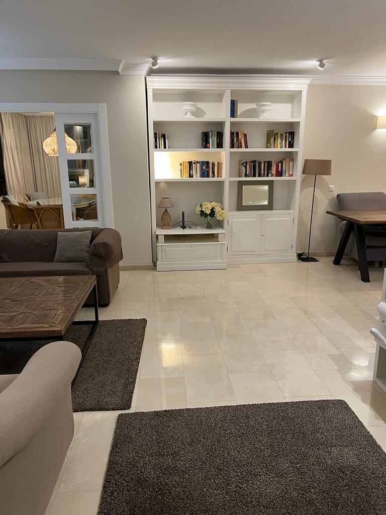 Se  alquila MEDIA TEMPORADA desde 11/09/2026 - 30.6.27  precioso apartamento en Playamar (Torremolinos).-