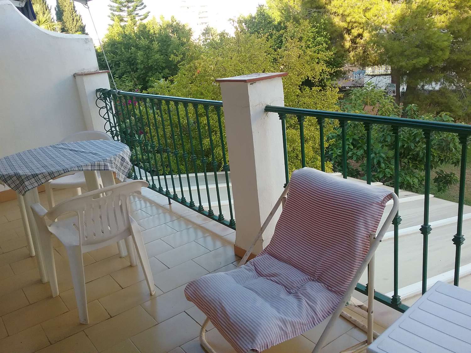 SE VENDE ESTUPENDA ESTUPENDA CASA ADOSADA EN LOS BOLICHES, ( FUENGIROLA)