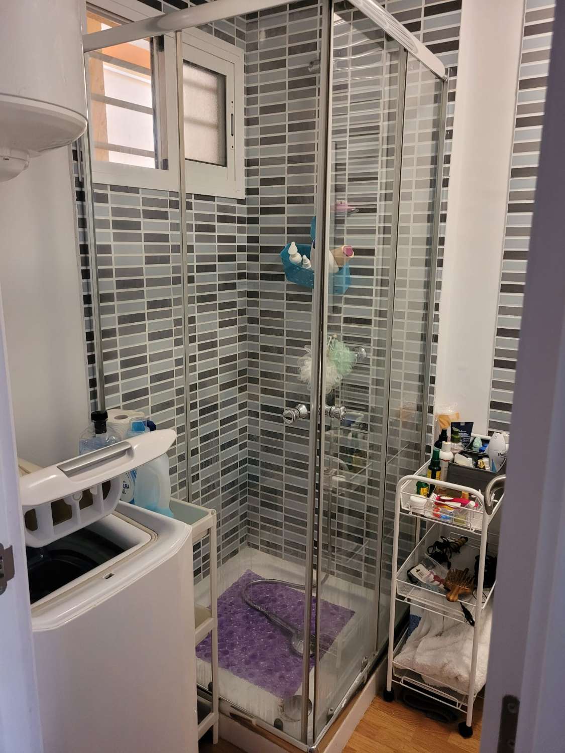 SE ALQUILA ESTUDIO  DESDE 1.1.26-30.6.26  EN ZONA ARROYO DE LA MIEL (BENALMADENA)