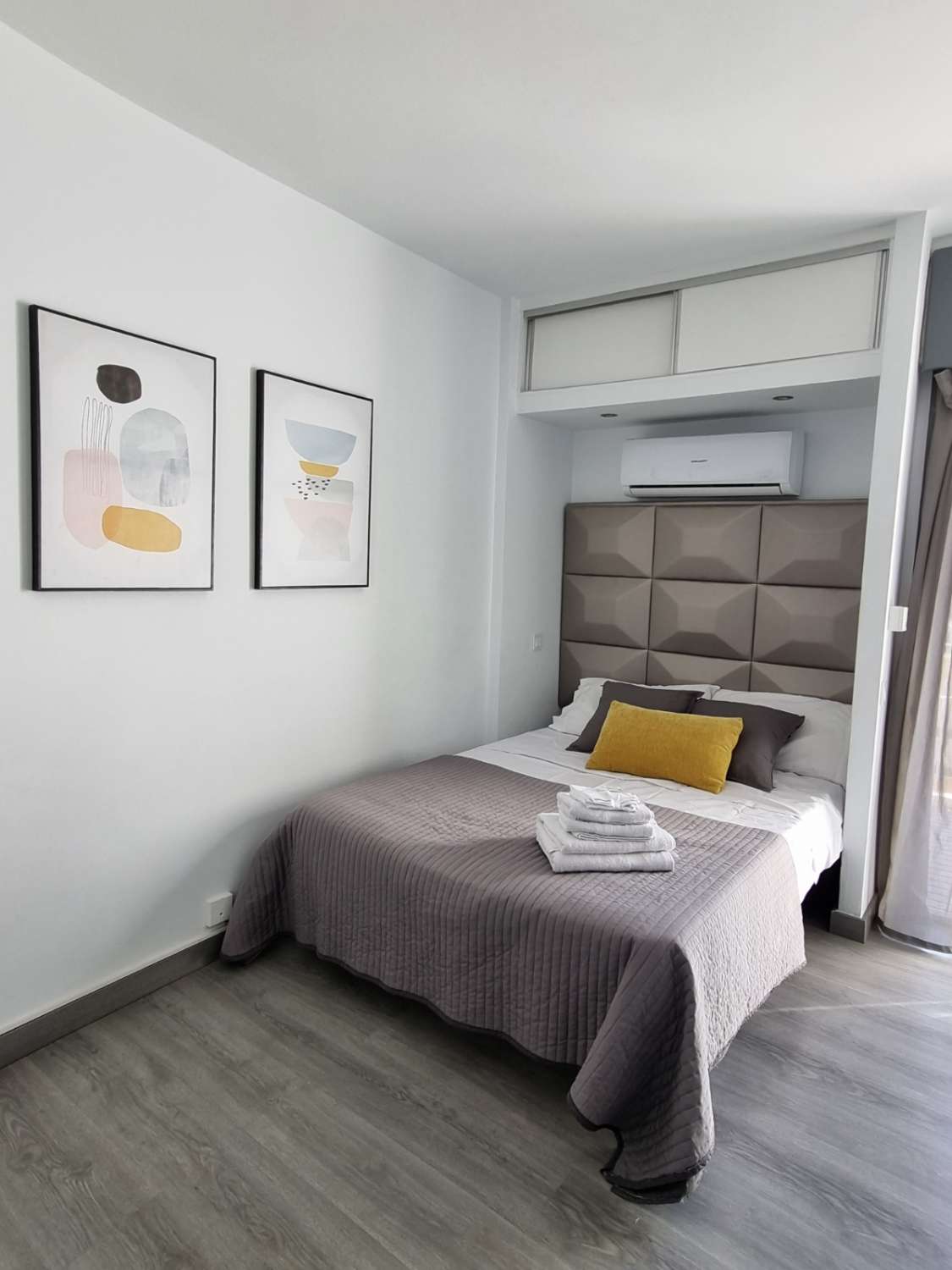 Flot studie med havudsigt til leje fra 01.02.26 - 31.5.26 og fra 01/09/2026 til 30/06/2027 i Arroyo de la Miel (Benalmadena)