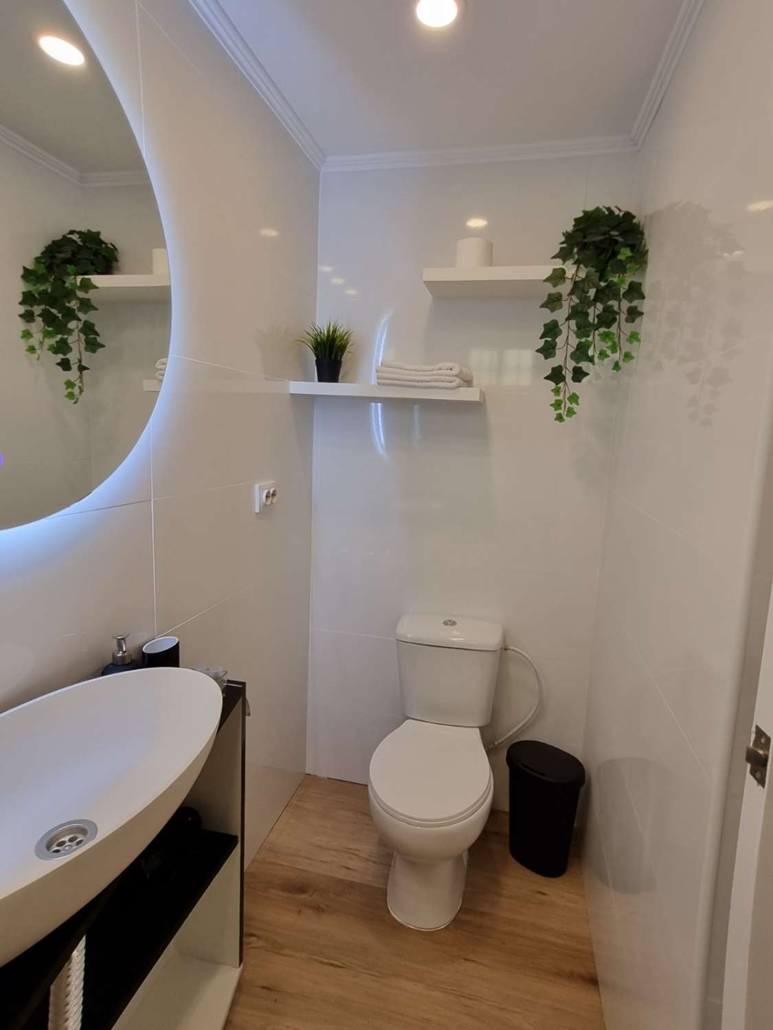 Smukt renoveret studie til leje fra 01/09/2026 - 31/06/2027 i Benalmadena