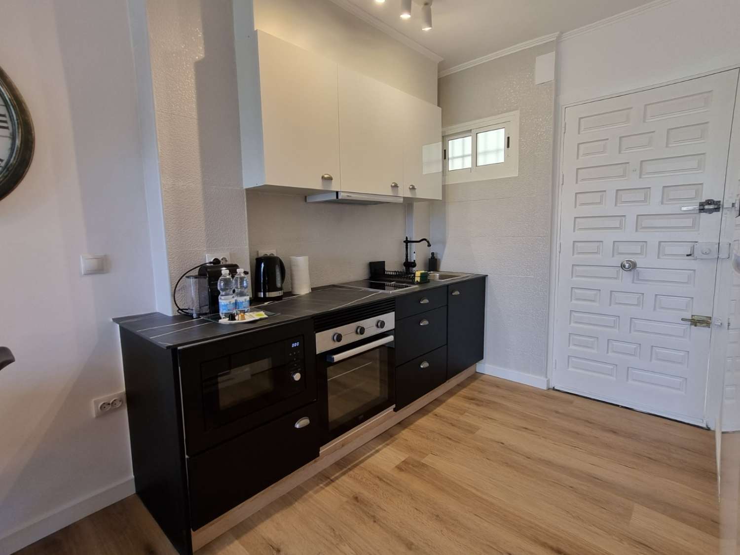 Smukt renoveret studie til leje fra 01/09/2026 - 31/06/2027 i Benalmadena