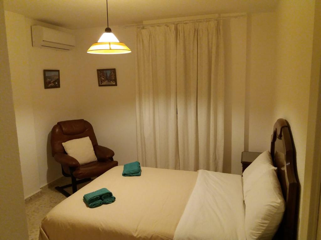 Se alquila  desde ahora por un periodo máximo 10 meses   bonito apartamento en Arroyo de la Miel .