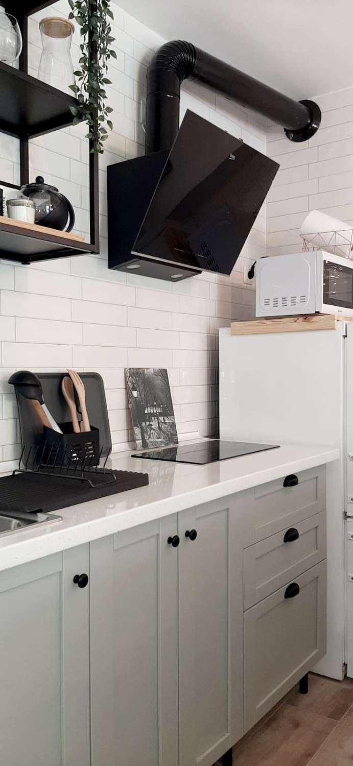 AFFITTO A PARTO TERMINE DAL 01/11/2025 AL 30/06/2026 E DESDE01/09/2026 - 30/06/2027 APPARTAMENTO CHARMING, 2ª LINEA BEACH, A BENALMADENA COSTA