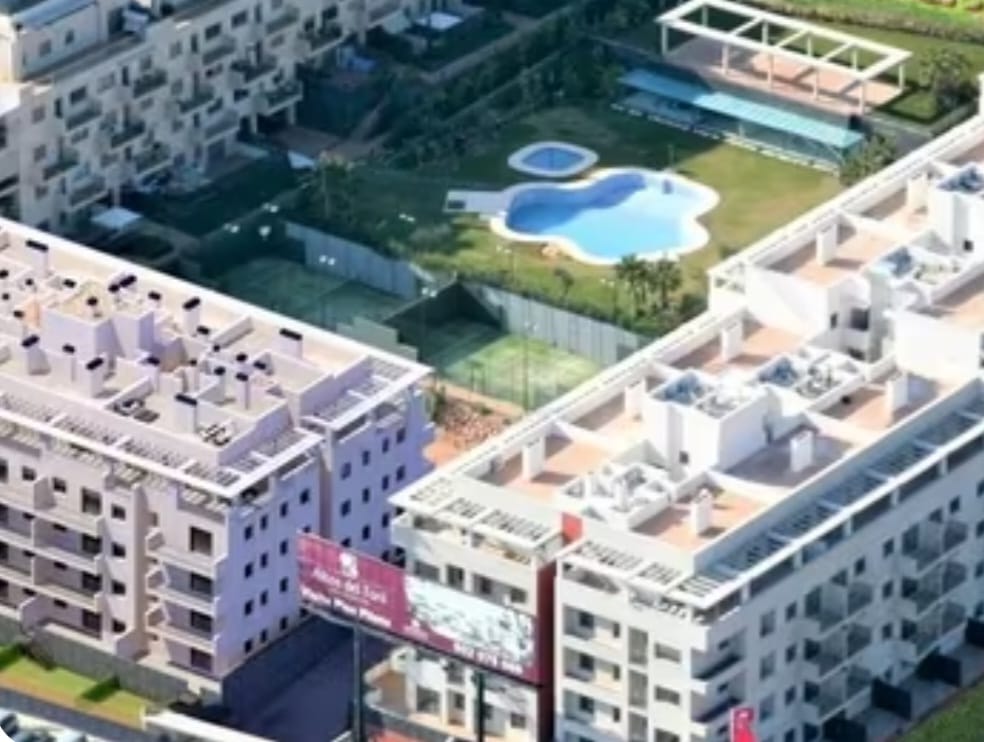 SE ALQUILA ESPECTACULAR APARTAMENTO desde 01/09/26- 31/05/27 EN EL PINILLO TORREMOLINOS