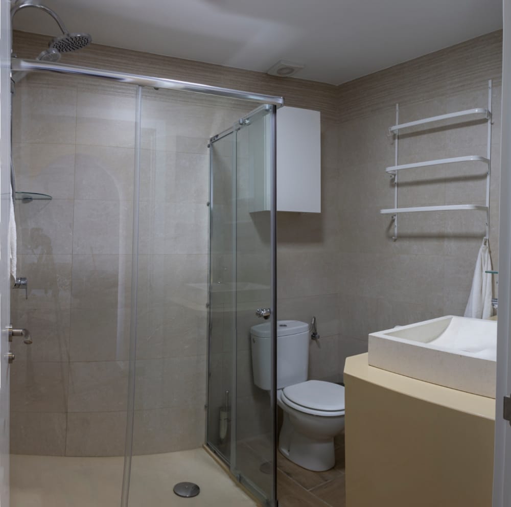 SE ALQUIILA HASTA 30.6.26 BONITO APARTAMENTO CERCA DE PLAZA SOLYMAR ( BENALMADENA)